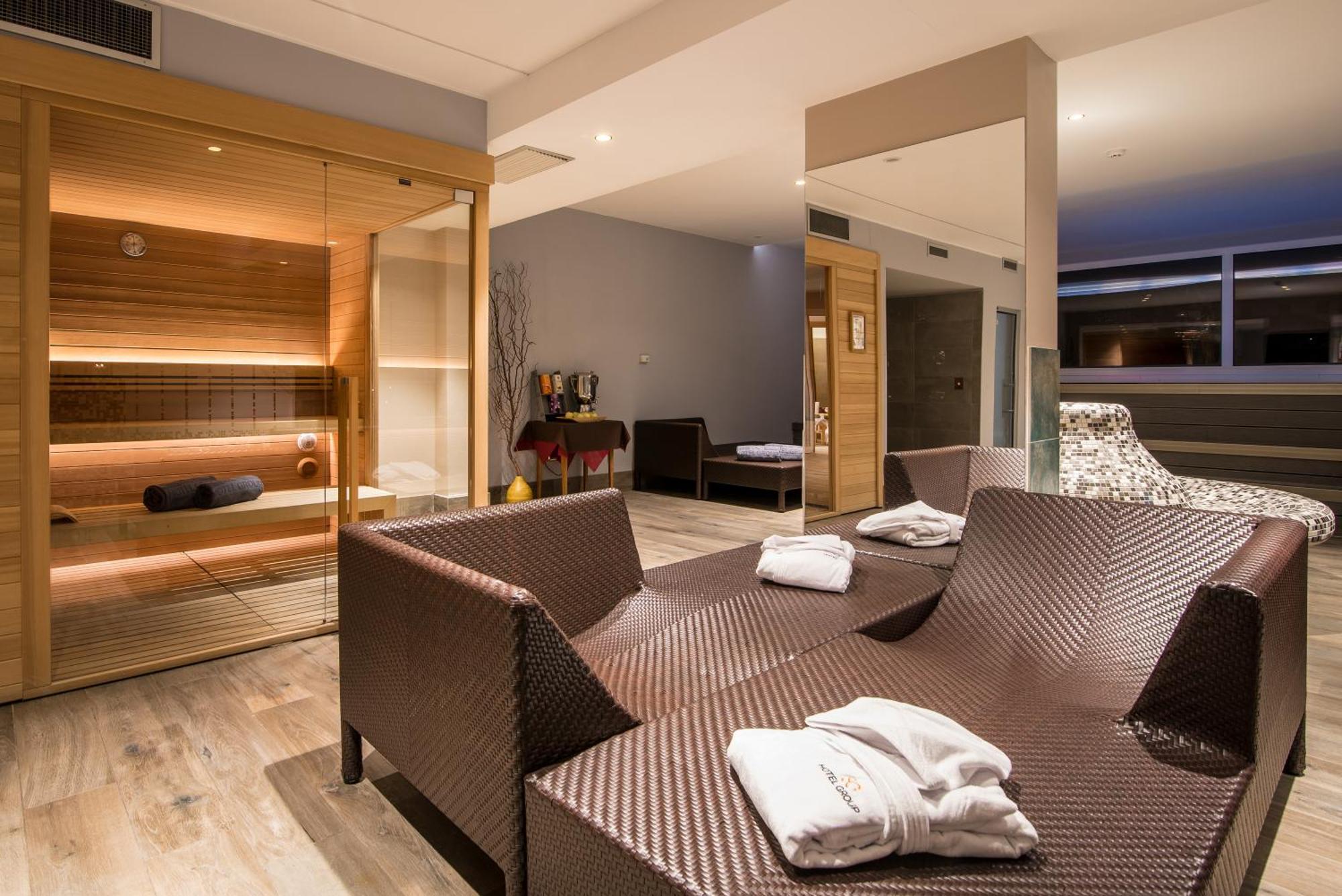 Hotel Colfosco Сан-Мартіно-ді-Кастроцца Екстер'єр фото