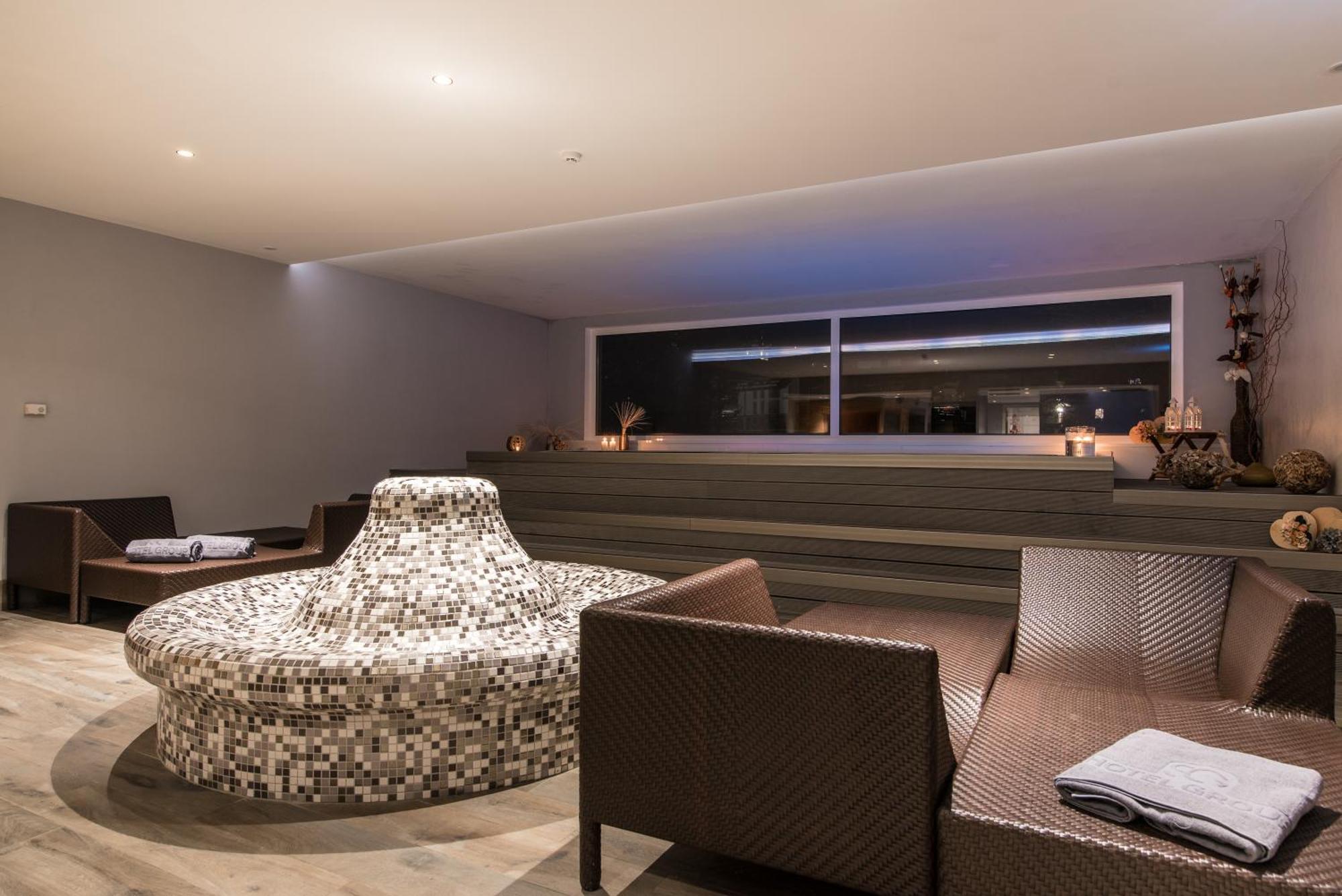 Hotel Colfosco Сан-Мартіно-ді-Кастроцца Екстер'єр фото