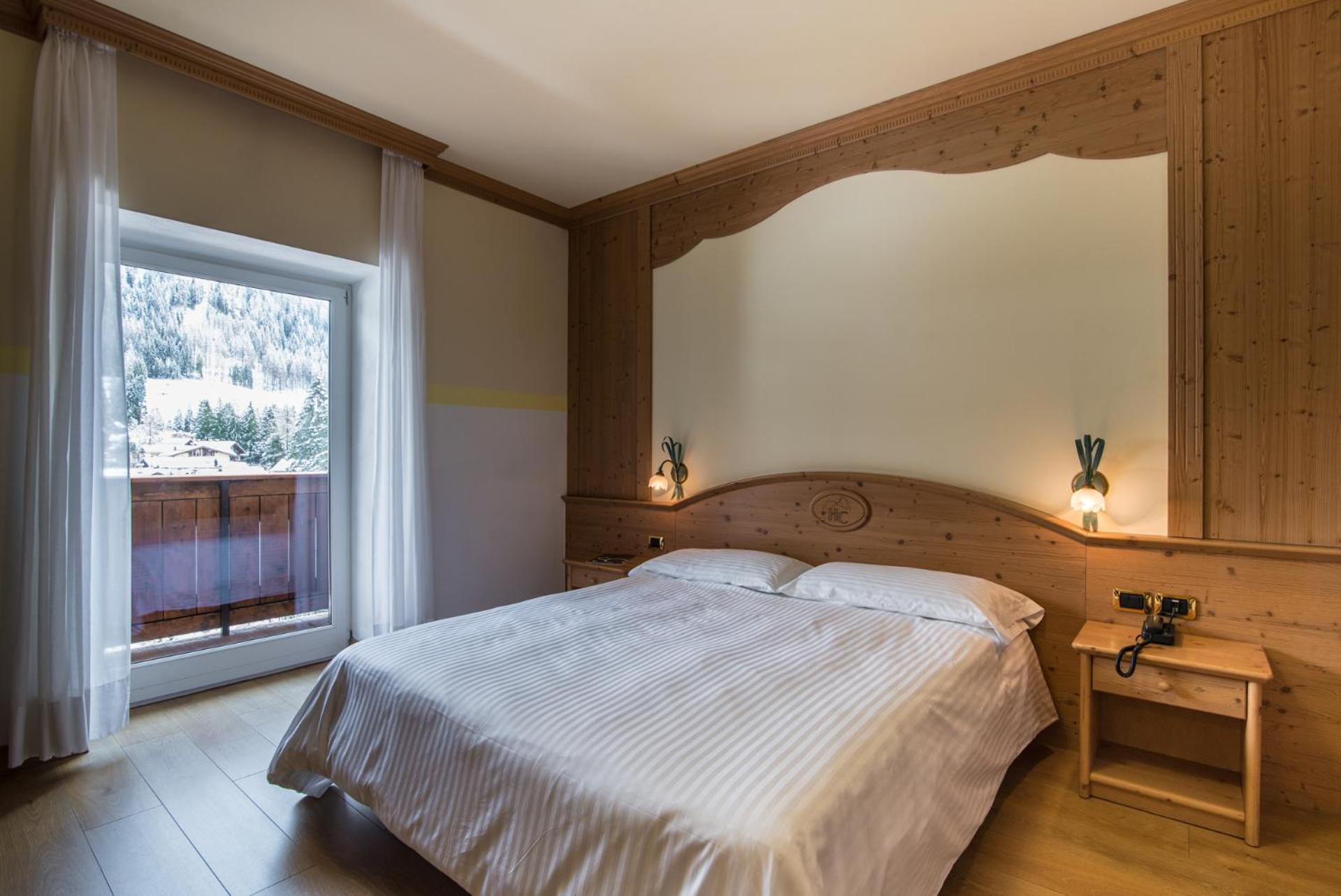 Hotel Colfosco Сан-Мартіно-ді-Кастроцца Екстер'єр фото
