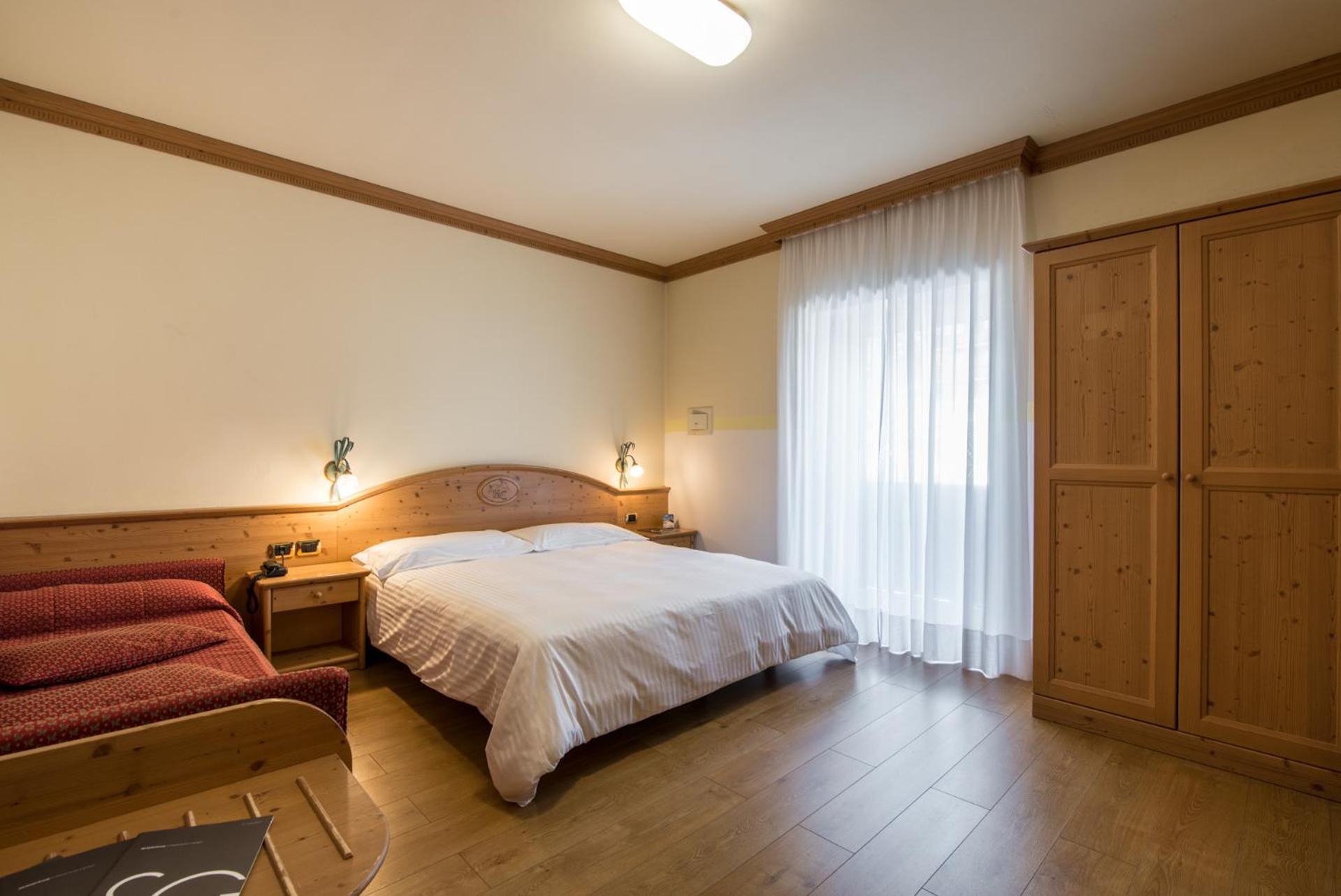 Hotel Colfosco Сан-Мартіно-ді-Кастроцца Екстер'єр фото