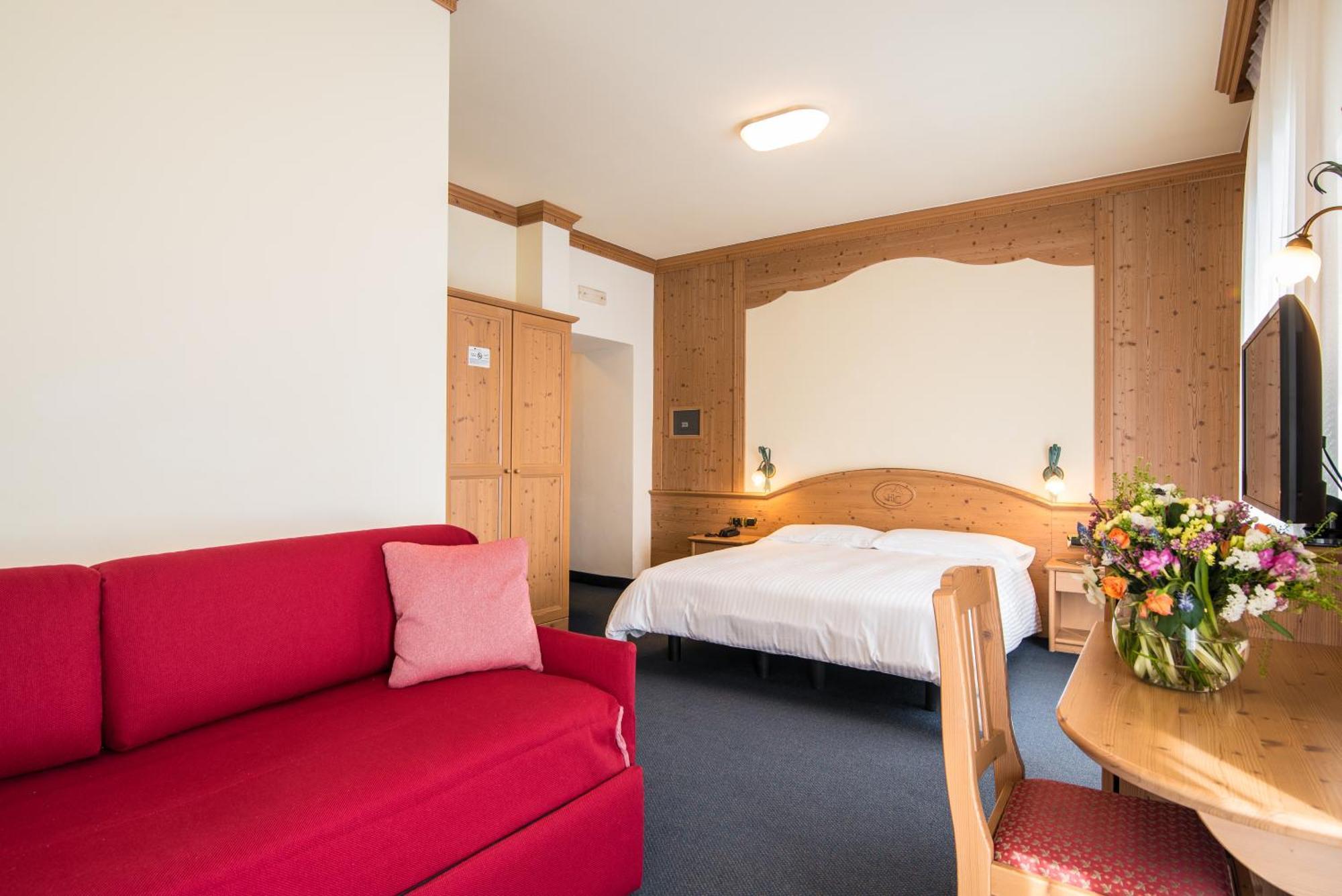 Hotel Colfosco Сан-Мартіно-ді-Кастроцца Екстер'єр фото